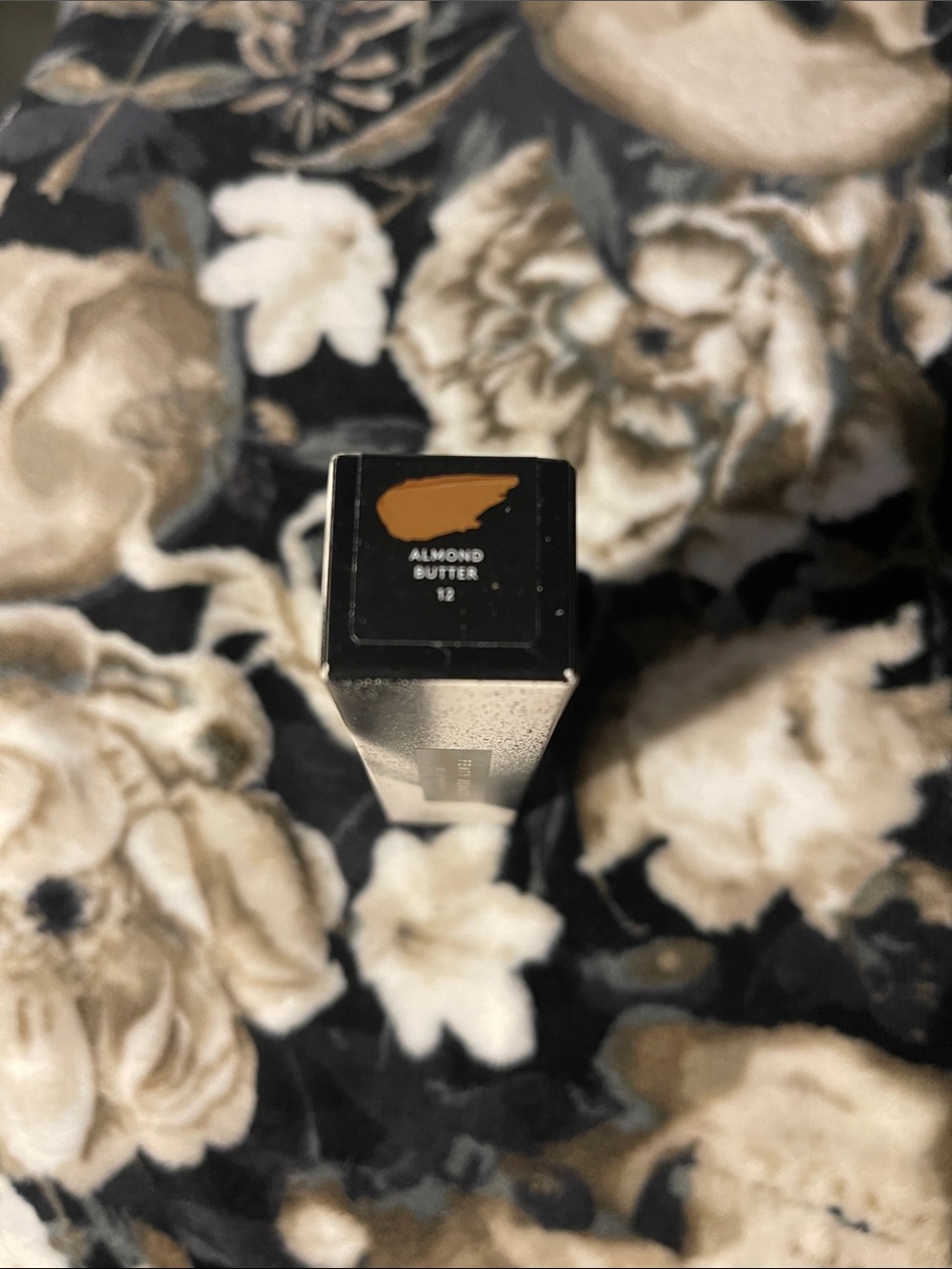Fenty Almond Butter Bright Fix - Picture 4 of 5